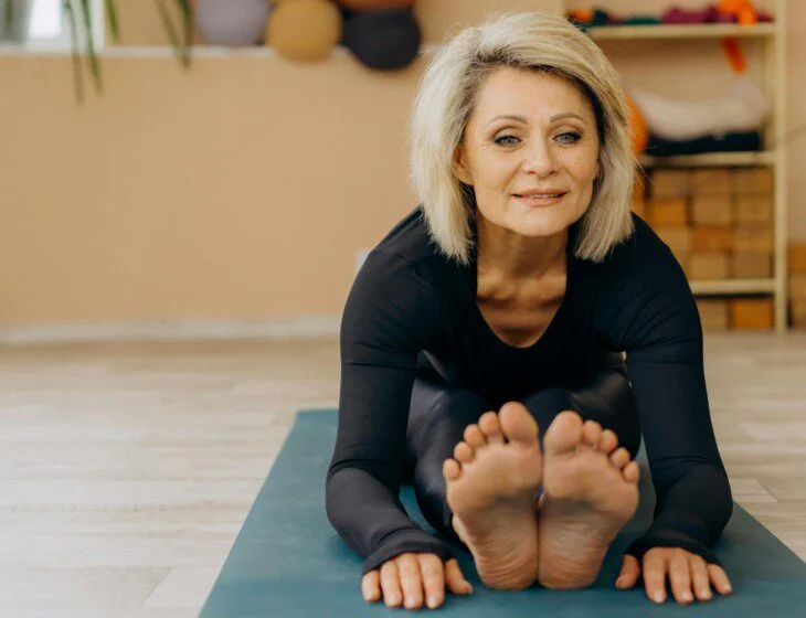 Feel-Stronger-Live-Fuller-Friendship-Village-Bloomington